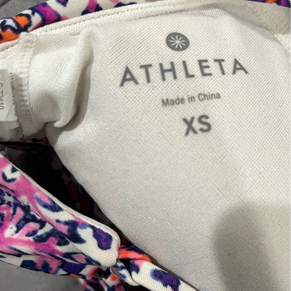 Athleta High Neck bathing suit beach Bikini Top XS - Picture 3 of 4